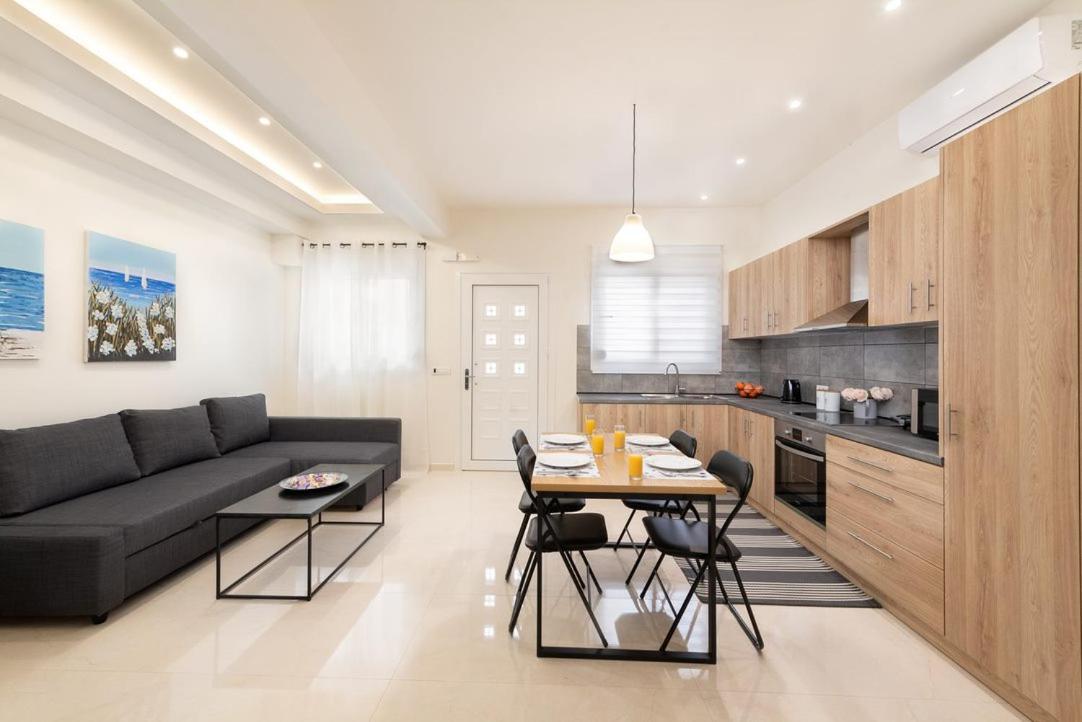 Apartment Asterashouse